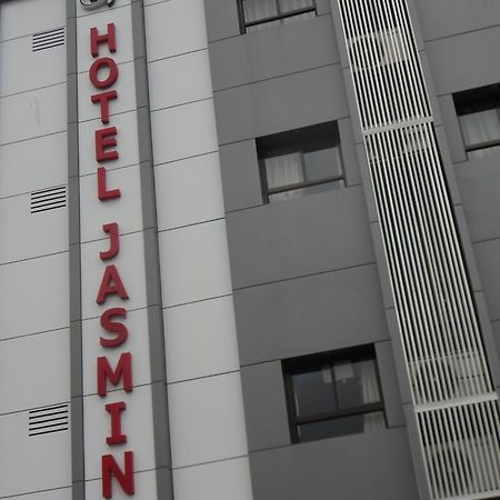 Hotel Jasmine Ahmedabad Eksteriør bilde