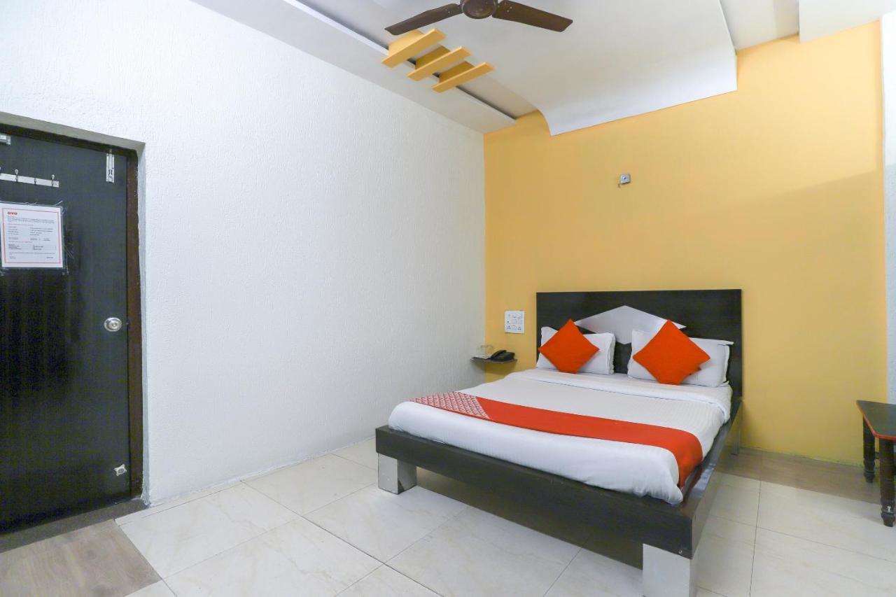Hotel Jasmine Ahmedabad Eksteriør bilde