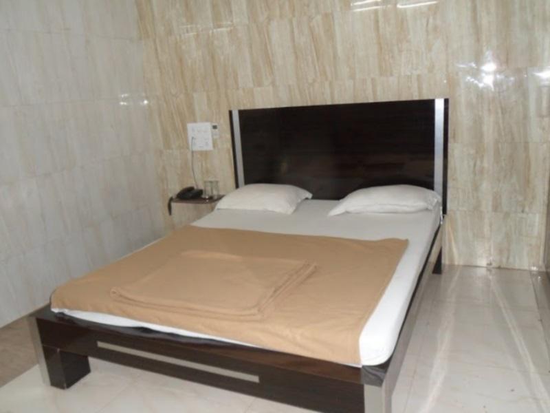Hotel Jasmine Ahmedabad Eksteriør bilde