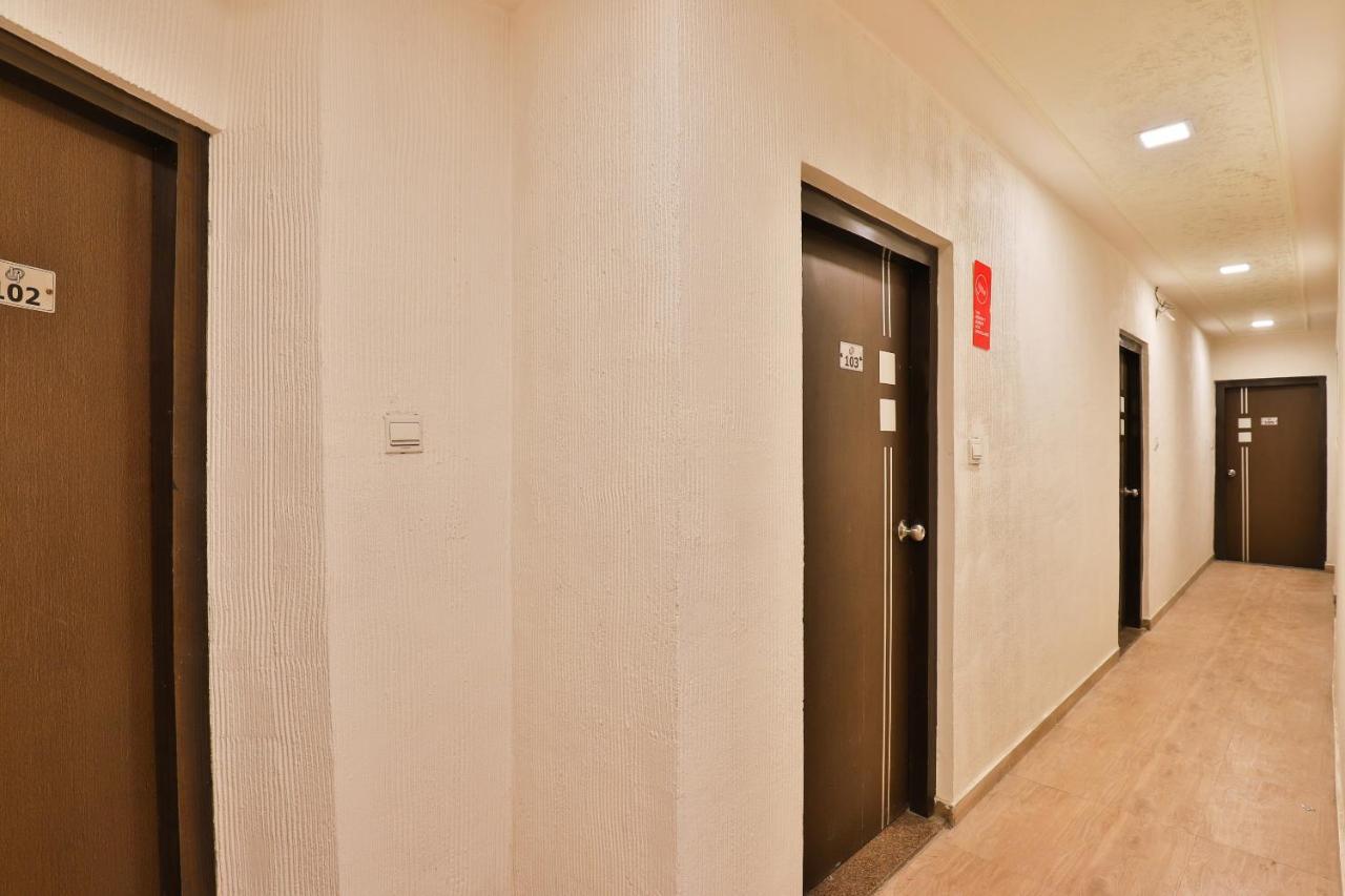 Hotel Jasmine Ahmedabad Eksteriør bilde