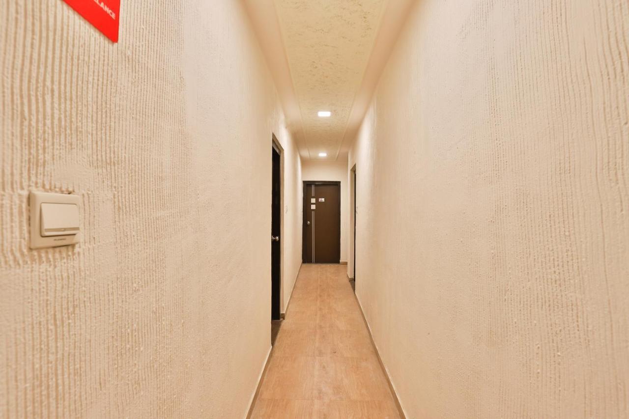 Hotel Jasmine Ahmedabad Eksteriør bilde