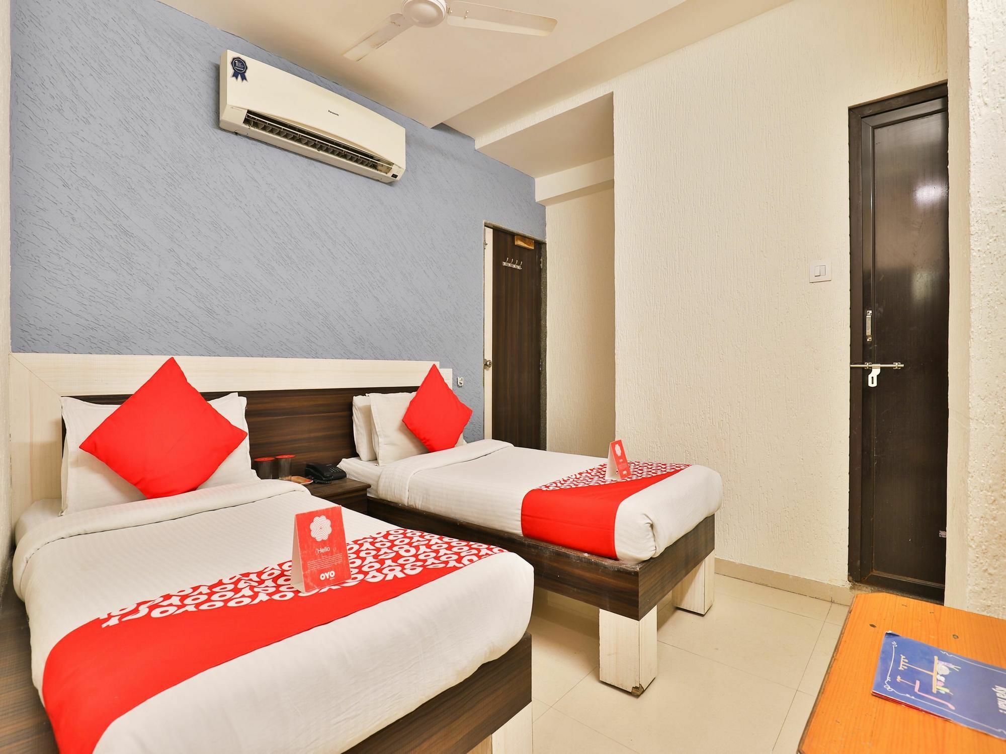 Hotel Jasmine Ahmedabad Eksteriør bilde
