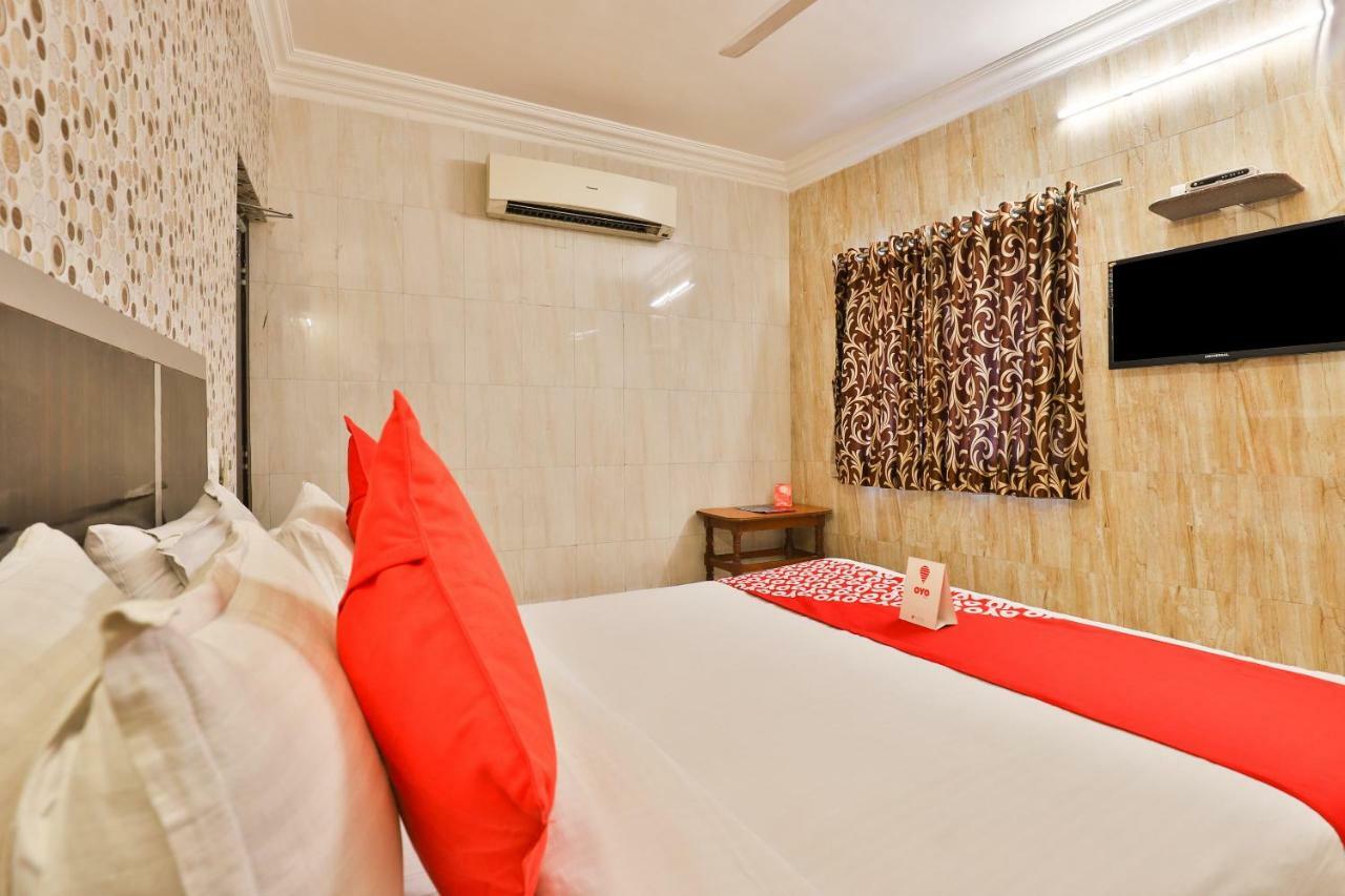 Hotel Jasmine Ahmedabad Eksteriør bilde